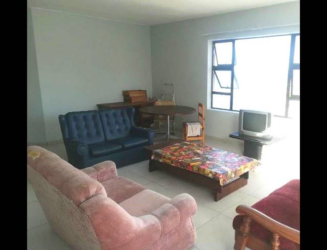 3 BEDROOM APARTMENT RENTED IN HUMEWOOD